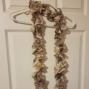 Ruffle scarf